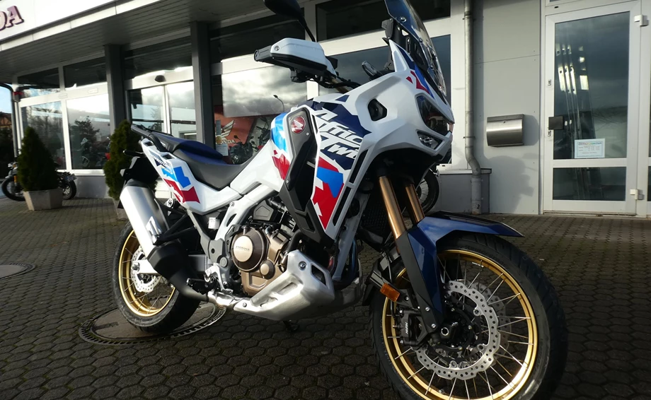 Die neue CRF 1100 Adventure Sports  ist eingetroffen ! Bild 1: Die neue CRF 1100 Adventure Sports  ist eingetroffen !