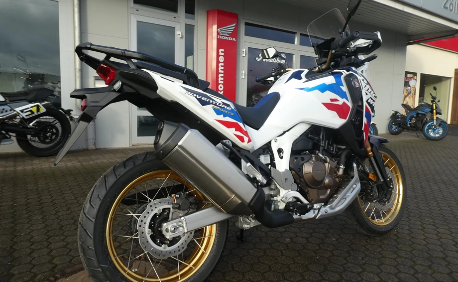 Die neue CRF 1100 Adventure Sports  ist eingetroffen ! Bild 3: Die neue CRF 1100 Adventure Sports  ist eingetroffen !