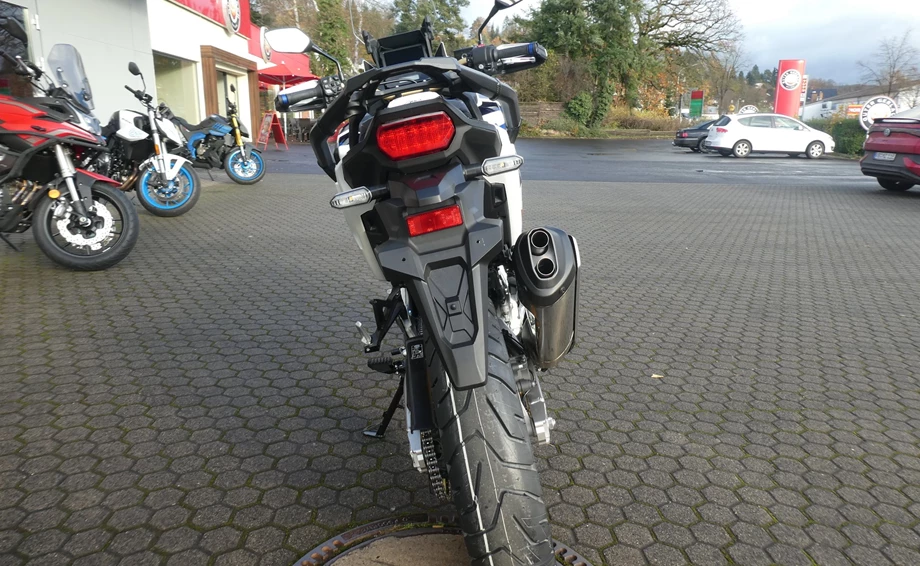 Die neue CRF 1100 Adventure Sports  ist eingetroffen ! Bild 4: Die neue CRF 1100 Adventure Sports  ist eingetroffen !