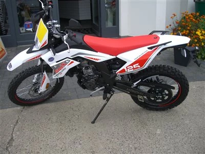 Neue 125 er Modelle ab sofort bei  uns !   Bild 7: Neue 125 er Modelle ab sofort bei  uns !