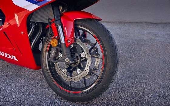HONDA CBR500R, Modelljahrgang 2024  - Bild 4