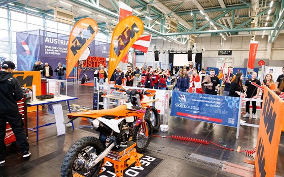  Motorradtechnik-Bronze geht nach Unterstinkenbrunn - Bild 4