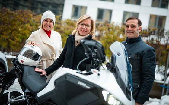 Elektromobilitätsbonus wird 2024 erhöht - Bild 1