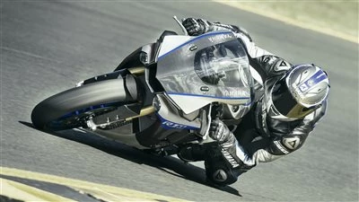 YAMAHA VIP-Ticket! - World SBK-Lauf 2017 - Lausitzring 18.–20. August 2017 Bild 2: YAMAHA VIP-Ticket! - World SBK-Lauf 2017 - Lausitzring 18.–20. August 2017
