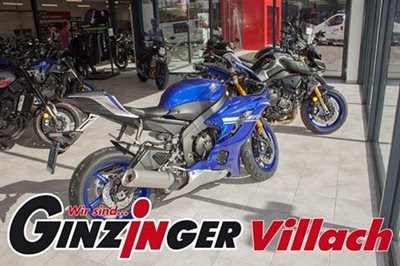 Yamaha in der Auslage bei Ginzinger Villach 