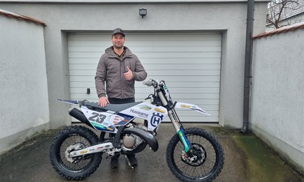 Eine Husqvarna TE 300 Pro / 2024 geht auf Reisen!