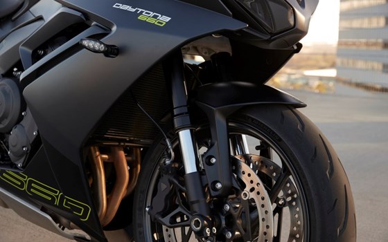 Triumph Daytona 660 - neu für 2024 - Bild 25