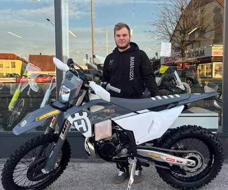 Wir sagen zu einen neuen Husqvarna Familienmitglied SERVUS !!