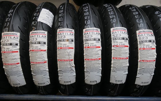 Neuer Bridgestone S23 eingetroffen! - Bild 1