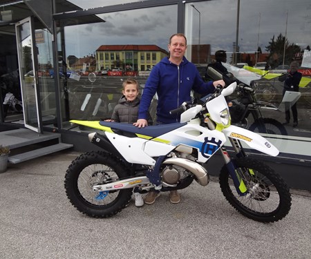 Übergabe einer neuen Husqvarna TE 300 !