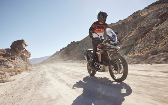 Die neue 2024er Triumph Tiger 900 Baureihe - Bild 4