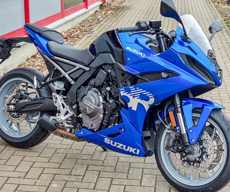 Neue Modelle eingetroffen: GSX-8R + GSX-S 1000GX + V-Strom 800