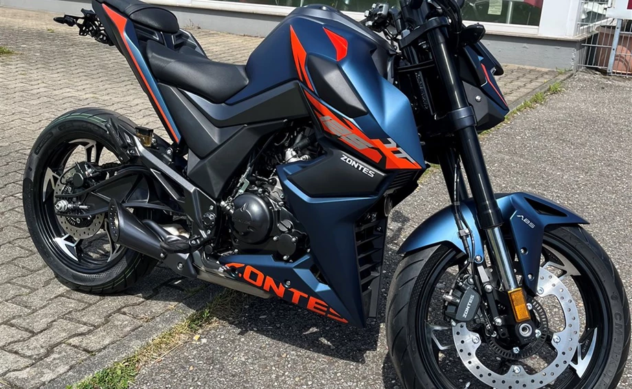 Zontes 125 U mit ABS und 15 PS in tollem blau/orange Bild 2: Zontes 125 U mit ABS und 15 PS in tollem blau/orange