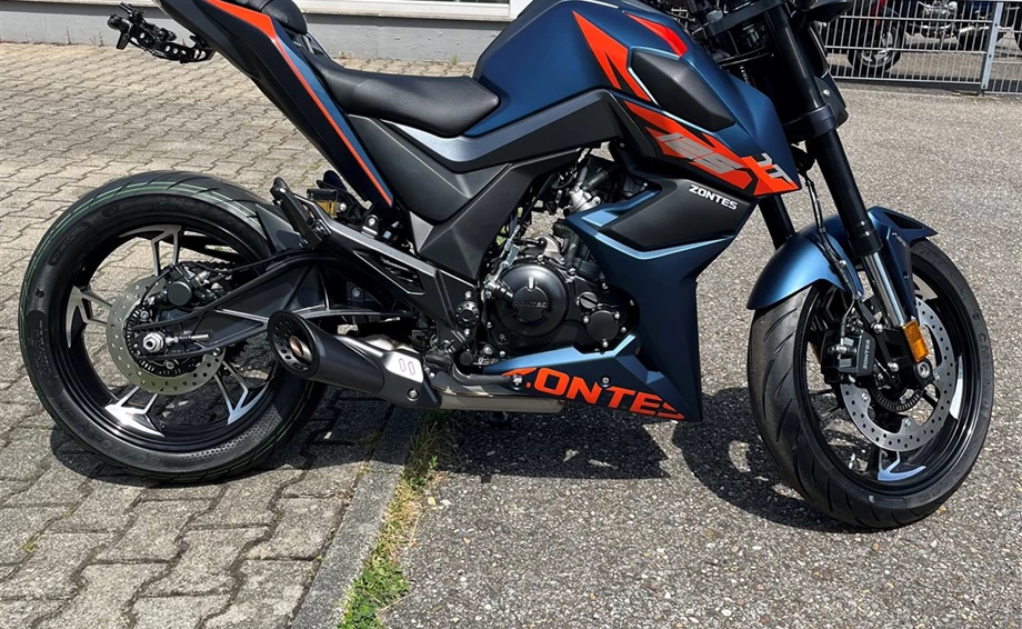 Zontes 125 U mit ABS und 15 PS in tollem blau/orange Bild 3: Zontes 125 U mit ABS und 15 PS in tollem blau/orange