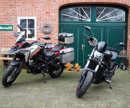 Erstes Zubehör an den Vorführern montiert...