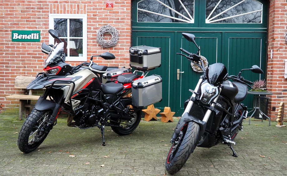 Erstes Zubehör an den Vorführern montiert... Bild 1: Erstes Zubehör an den Vorführern montiert...