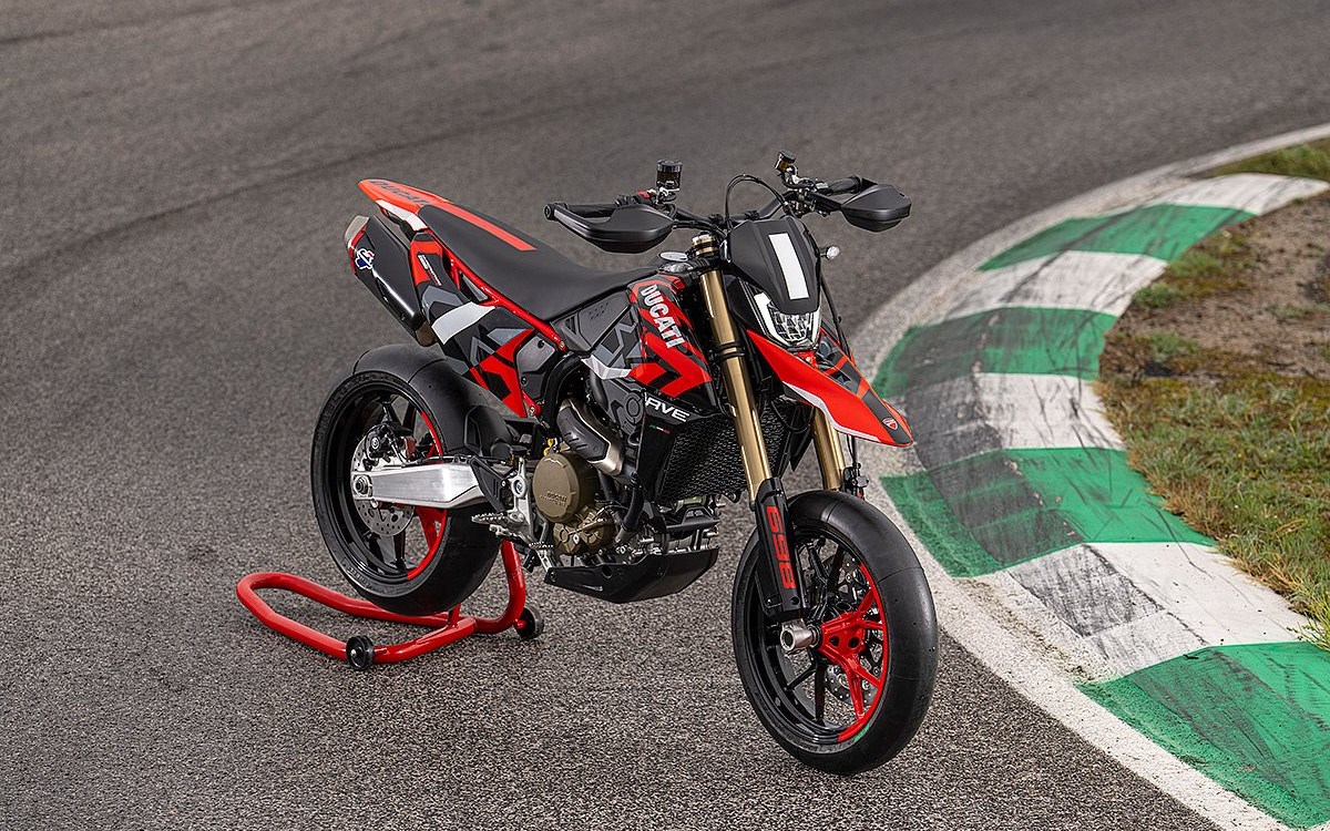 Die neue Ducati Hypermono 698 RVE im Fahrbericht 