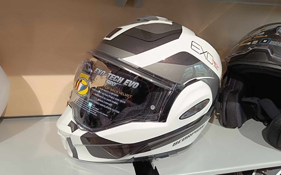 Neu bei uns: Scorpion Helme - Bild 1