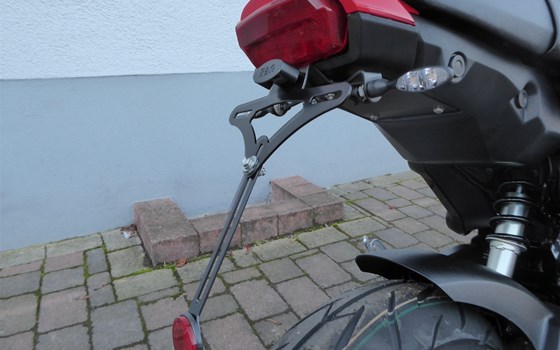 Honda MSX125 Blinkerumbau Kellermann, Motorschutzpads und Achsschutzpads - Bild 5