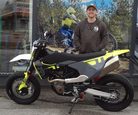 Übergabe einer 701 Supermoto !