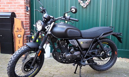 Keeway X-Light 125 ABS- das Retrobike!