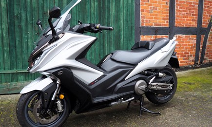 Kymco AK 550i ABS- der Touring Roller.