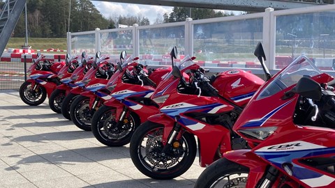 Honda Händlertagung: Honda E-Clutch und CB1000 Hornet