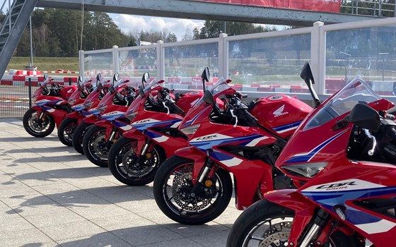 Honda Händlertagung: Honda E-Clutch und CB1000 Hornet - Bild 1