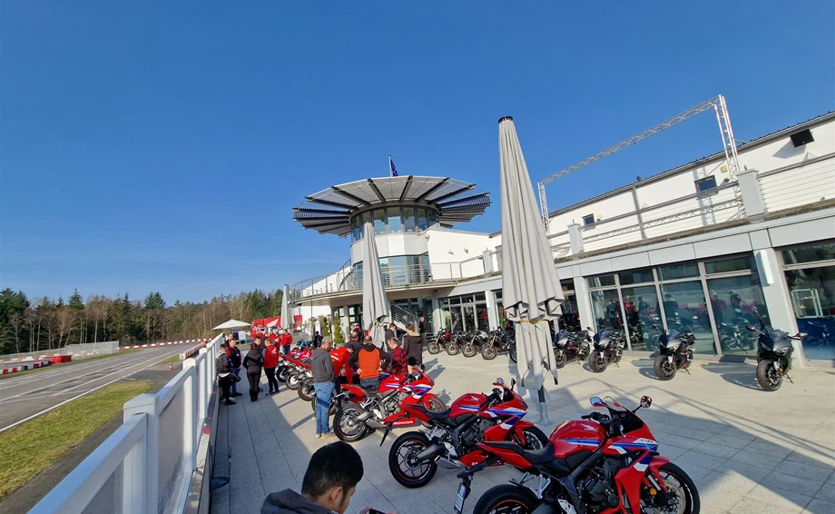 Testtage für die neuen Modellen mit dem innovativen E-Clutch Bild 1: Testtage für die neuen Modellen mit dem innovativen E-Clutch