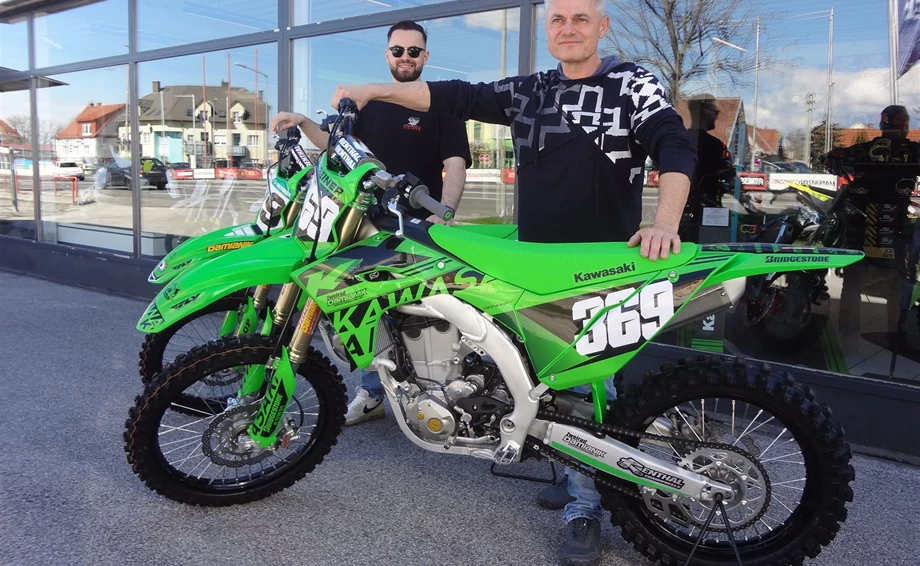 Vater und Sohn im MX-Fieber ! Bild 1: Vater und Sohn im MX-Fieber !