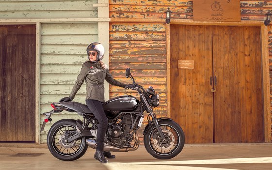 Kawasaki Testfahren! Fr. 5.4. und Sa. 6.4. 10-16h - Bild 2