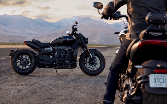 Triumph Rocket Storm R / GT - Bild 1