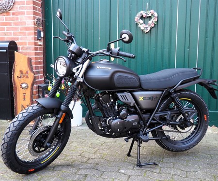 Keeway X-Light 125- 1.000 Km Inspektion gratis!