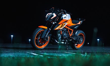 KTM 1290 Super Duke R EVO ab 16.990,-€