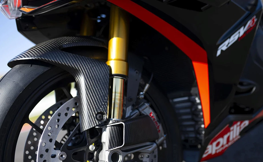 APRILIA RSV4 FACTORY UND TUONO V4 FACTORY SE-09 SBK Bild 2: APRILIA RSV4 FACTORY UND TUONO V4 FACTORY SE-09 SBK