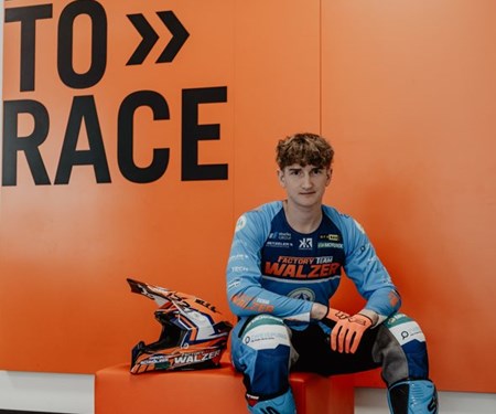 Staub und Adrenalin: Die spannenden Rennabenteuer von Marcel Schnölzer, Florian Reichinger und Tristan Schabernig