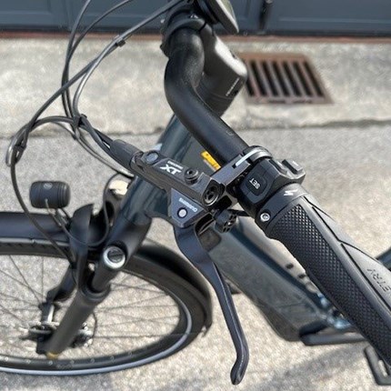 Specialized Como 4.0 E-Bike zu VERKAUFEN !! 
Specialized Como 4.0 E-Bike Gr. S (für Körpergröße 150 cm - 165 cm), inkl. Ladegerät und Einkaufskorb 
gekauft: Juni 2022,  ... Weiter >>
