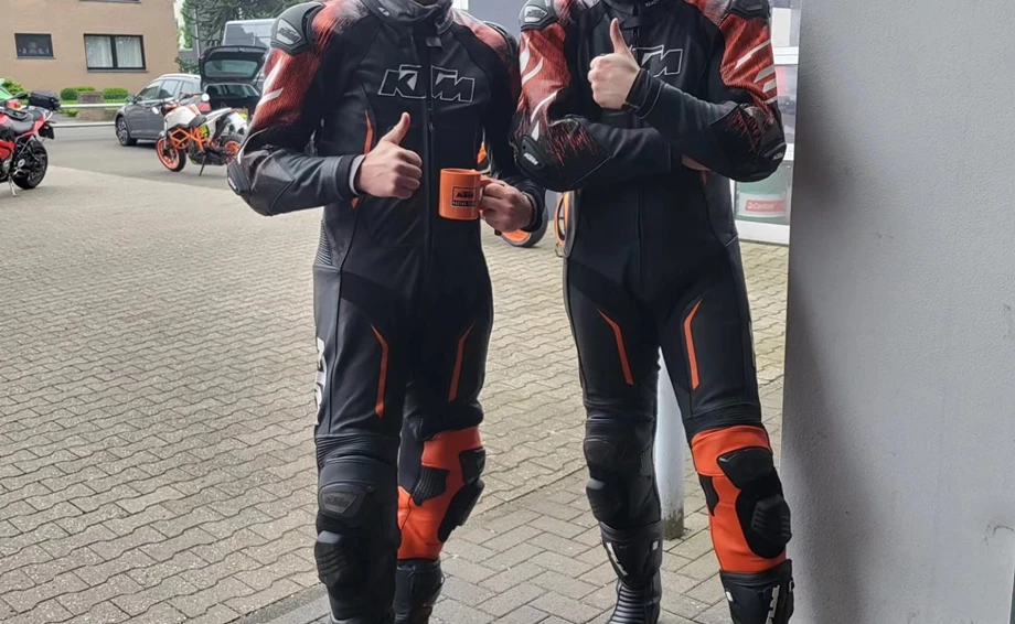 KTM Breuer & Friends auf Reisen!  Bild 2: KTM Breuer & Friends auf Reisen!