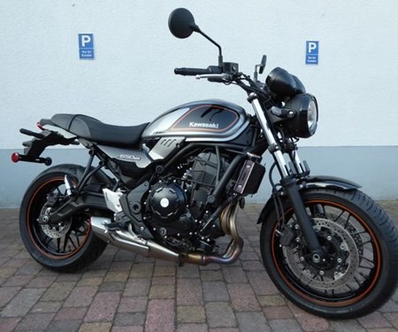 GEBRAUCHTFAHRZEUG Kawasaki Z650 RS 6.990 €
