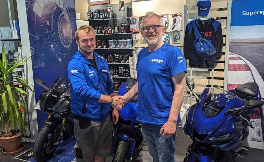 Nico hat seine Prüfung bestanden Bild 1: Nico hat seine Prüfung bestanden