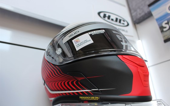 Helm-Nachschub - Bild 2