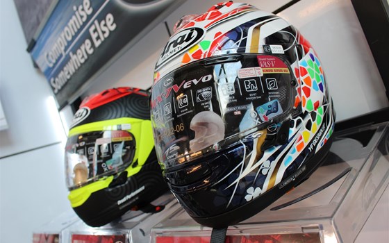 Helm-Nachschub - Bild 9