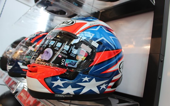 Helm-Nachschub - Bild 3