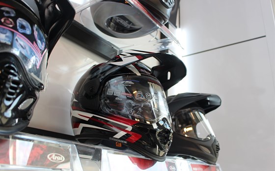 Helm-Nachschub - Bild 6