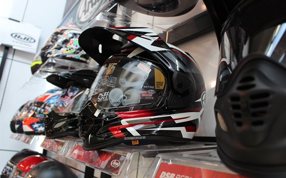 Helm-Nachschub - Bild 1