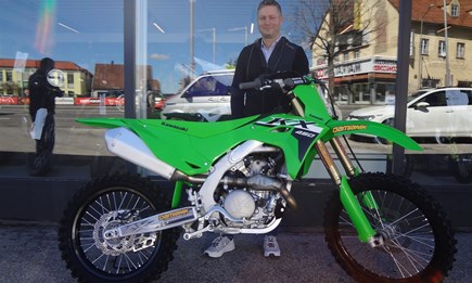 Auslieferung einer Kawasaki KX 450