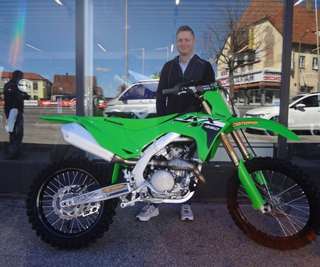Auslieferung einer Kawasaki KX 450