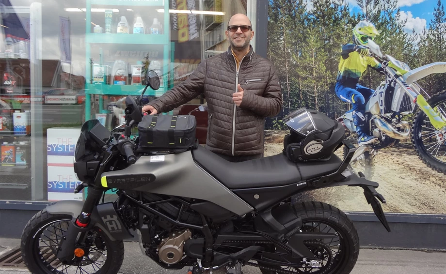 Wer später bremst, ist länger schnell. Bild 1: Wer später bremst, ist länger schnell.