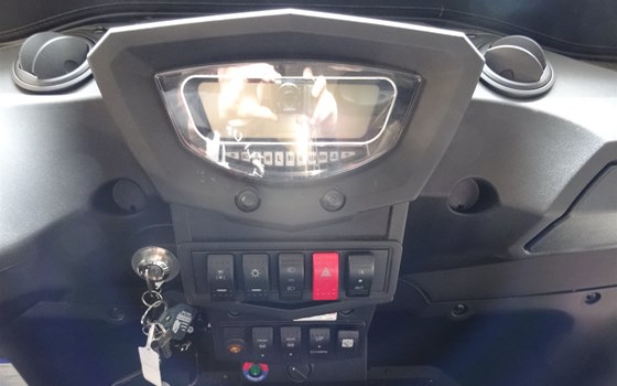 Linhai UTV 1100 mit Kubota Motor Umbau auf Vollkabine mit Heizung  - Bild 9