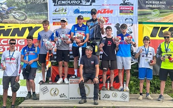 Action pur: Walzer Team rockt die Buckelhube beim Family Enduro Rennen! - Bild 1